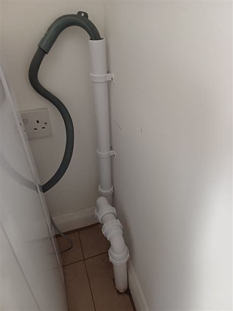 How to Fit Washing Machine Waste Pipe 的图像结果