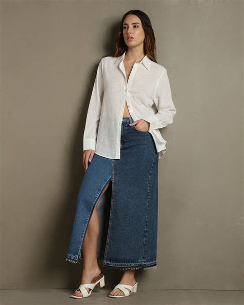 DL Woman White Solid Textured Spread Collar Full Sleeves Oversized Shi ...