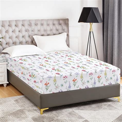 Amazon.com: YIYEA Twin Fitted Sheet, Premium Double Brushed Microfiber ...