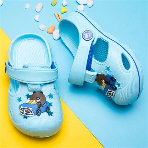 Shop Online Light Blue Cartoon Applique LED Clogs at ₹239