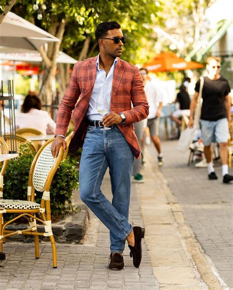 20+ Stylish Business Casual Summer Outfit Ideas for Men: Work