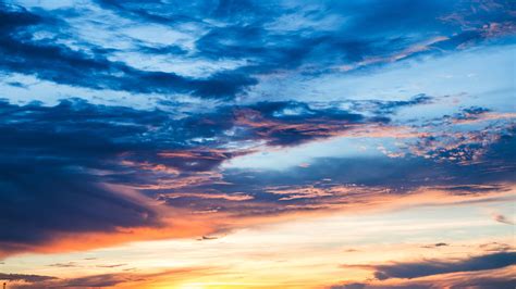 Download wallpaper 3840x2160 clouds, sunset, sky 4k uhd 16:9 hd background