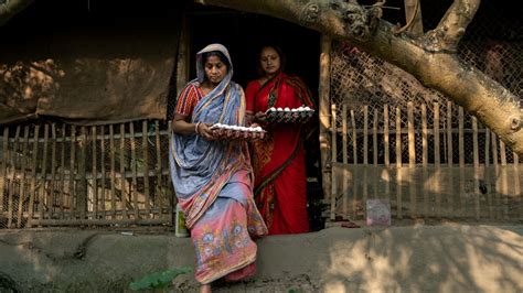 Poor People 的图像结果