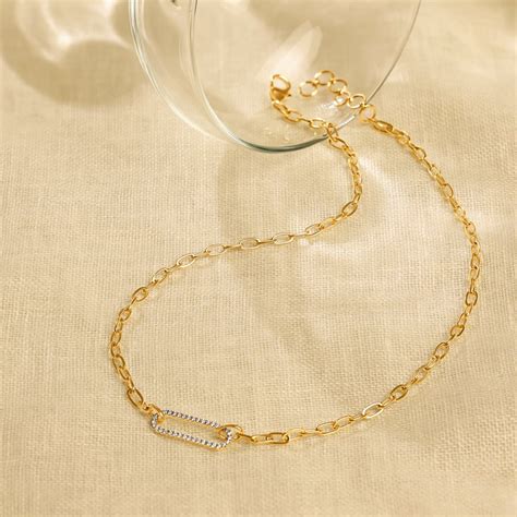 Glittering Heart Of Elegance Diamond Necklace