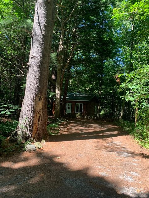 LE REPÈRE DE LA FRONTIÈRE (Saint-Bernard-de-Lacolle) - Cottage Reviews ...