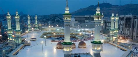 Celebrate Eid al-Fitr 2025 in Saudi Arabia with the Perfect Rituals