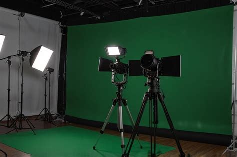 Technology Greenscreen 的图像结果