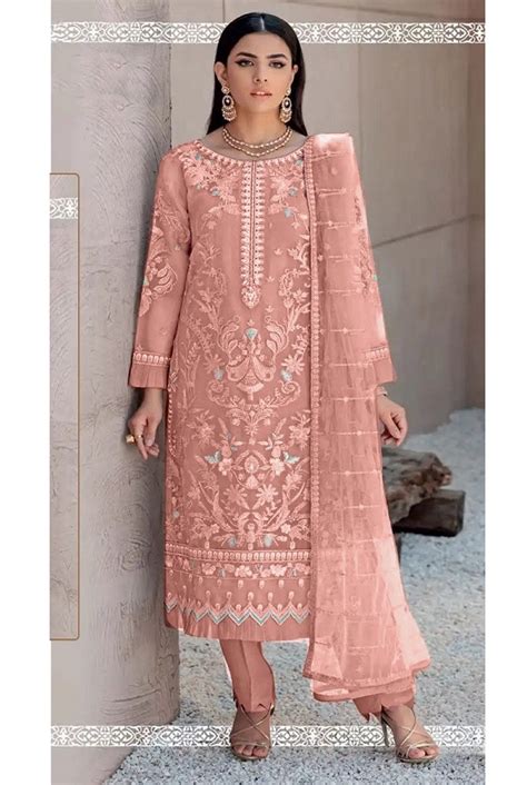 Ramsha R 581 Designer Pakistani Suit Collection