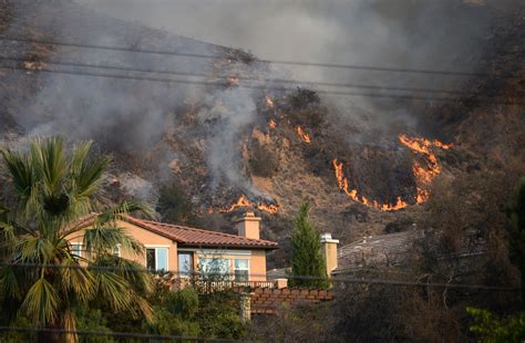 Colby fire wildfire burns more than 1,700 acres, destroys 5 homes