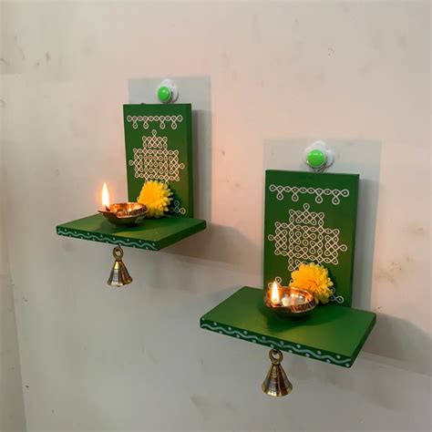 Wooden Kolam Wall Shelf Pair, Vilakku madam - VM5 – Decor Duniya