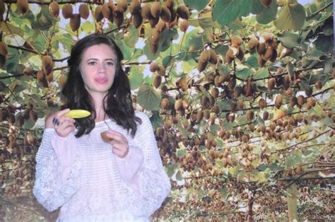 Kalki Koechlin unveils The Zespri SunGold Kiwifruit - Photos,Images ...