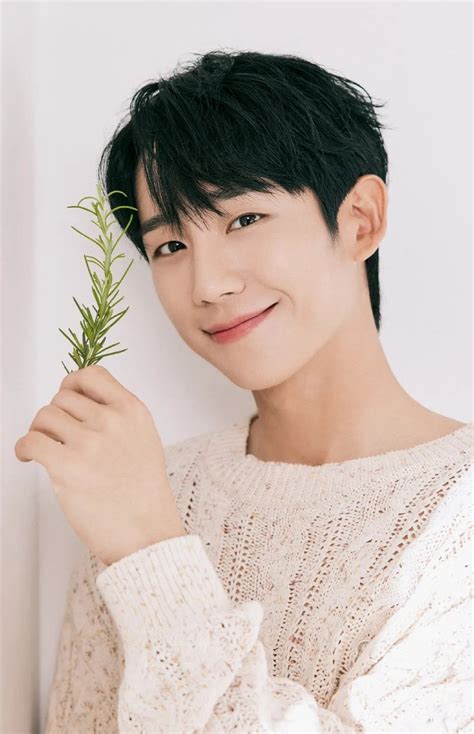 Jung Hae In - DramaWiki