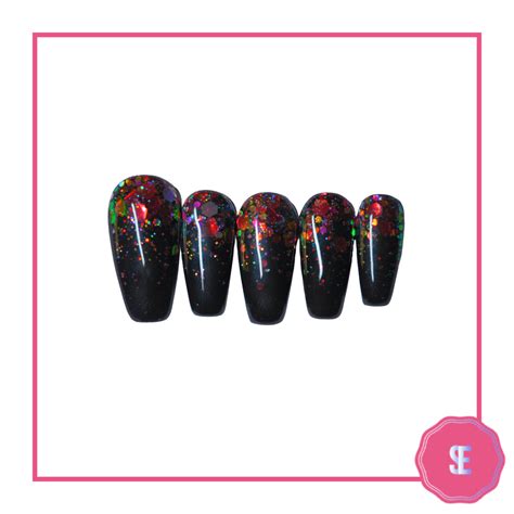 Danger Ladki – Bold Press-On Nails by SOEZI