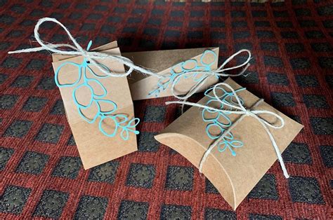 Creating boxes - Schachteln basteln, Evangelisches Migrationszentrum im ...