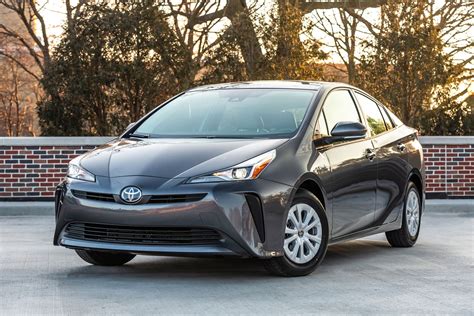 2021 Toyota Prius - Motor Illustrated