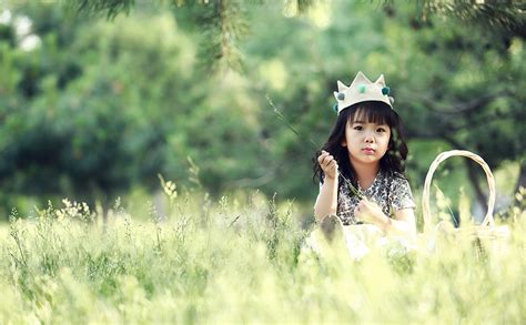 夏季户外儿童摄影—爱儿美儿童摄影资讯