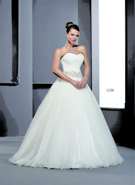 Style T1238 - Strapless Organza Wedding Gowns – DARIUS COUTURE