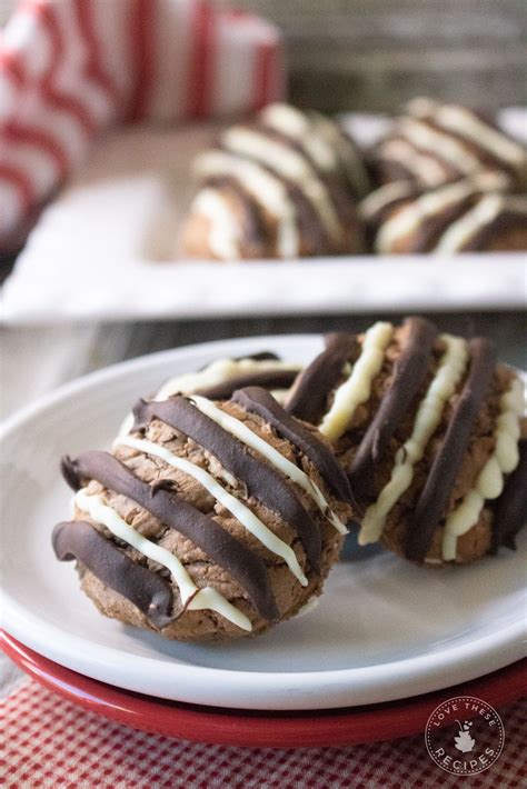 Chocolate Striped Cookies - Love These Recipes