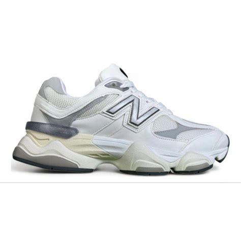 New Balance 9060 Gs em promoção na Netshoes!