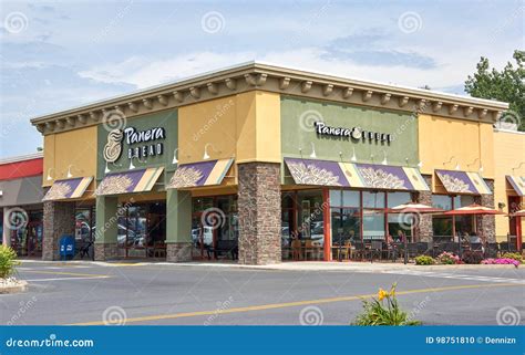 Panera Bread Restaurant and Logo Editorial Image - Image of american ...