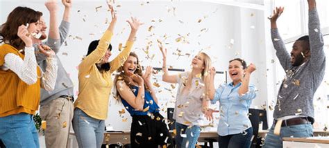 Top 10 New Year Celebration Ideas In Office – BoxUp Luxury Gifting