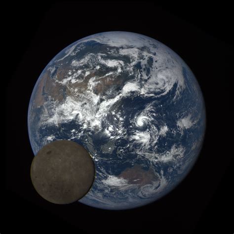 How Small Is Earth From The Moon