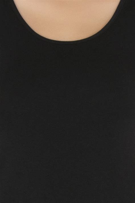 Buy Broad Strapped Body Hugging Tank Top - Black | amanté