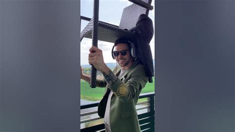 Tik Tok Helicopter Hand Tutorial 的图像结果