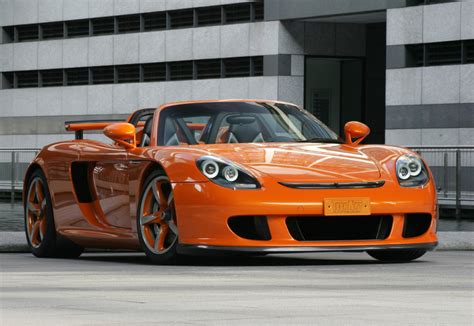 inovatif cars: 2005 Porsche Carrera GT