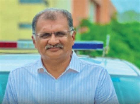 Gujarat transfers 18 IAS officers; key figures moved amid controversies ...