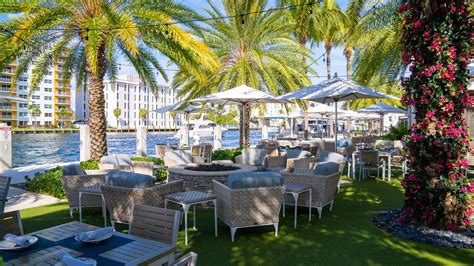 Shooters Waterfront Restaurant on Intracoastal Fort Lauderdale