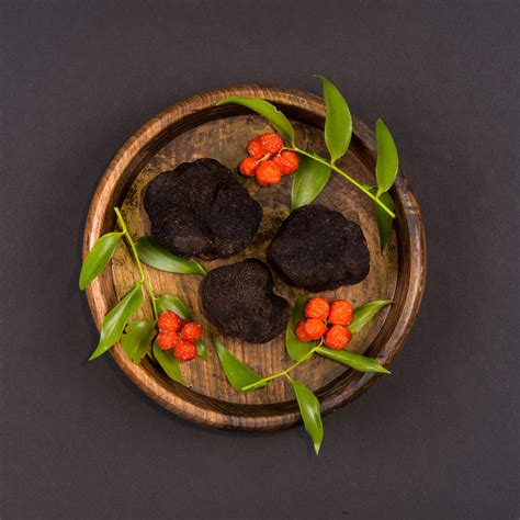 Black Winter Truffle - Tuber Melanosporum Vittadini - La Cerqua Tartufi