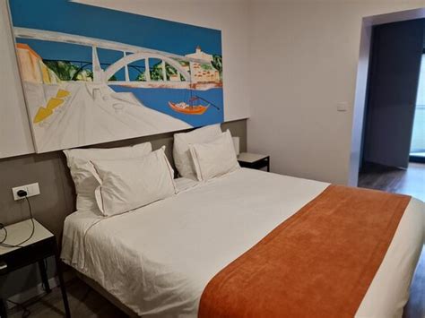 SERRA DO PILAR SUITES (Vila Nova de Gaia) - Inn Reviews, Photos, Rate ...