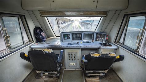 Demu Local Train 的图像结果