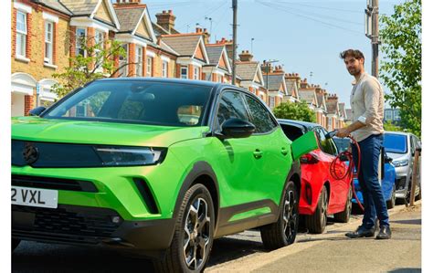 DRIVERS LOOK TO LOCAL COUNCILS TO IMPROVE ON-STREET CHARGING ...