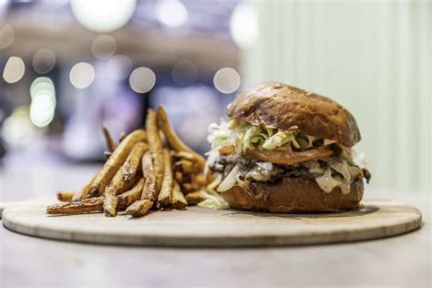 LikeMinds - Review - Inman Park - Atlanta - The Infatuation