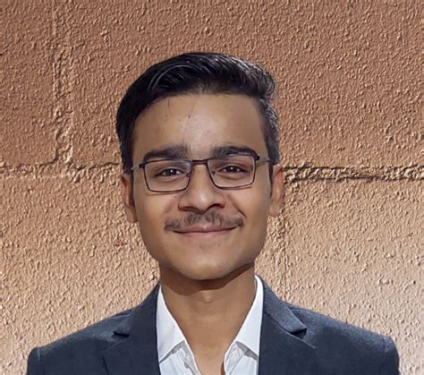 Tesamorelin Review | Bodybuilding Dosage & Main Benefits