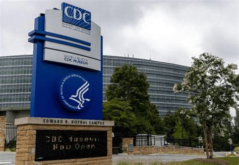 美疾控中心将停止每日报告新冠病例数据 专家：或致民众放松对病毒警惕_美国_安东尼·福奇_疫情