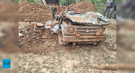Plfi Supremo Gope’s Jeep Dug Up In Khunti Village | Ranchi News - Times ...
