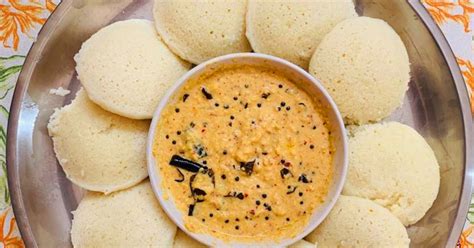 Rava Idli with Peanut Chutney Recipe by Naheed Alam - Cookpad