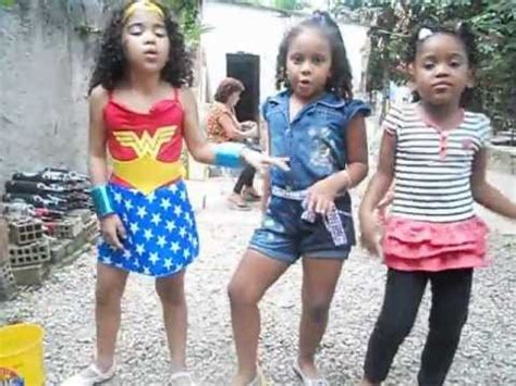 Rezultat imagine pentru Mini Show De Poderosas