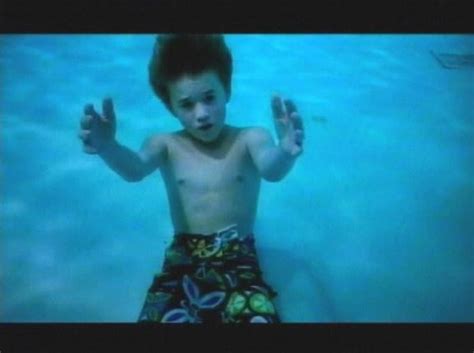 Haley Joel Osment Ai 的图像结果