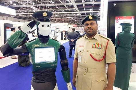 Worlds First Robot Cop Debuts In Dubai