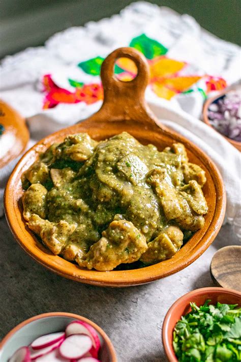Pollo Verde Con Nopales - We All Eat Together