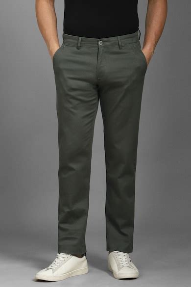 Buy Men Olive Slim Tapered Fit Solid Flat Front Casual Trousers Online ...