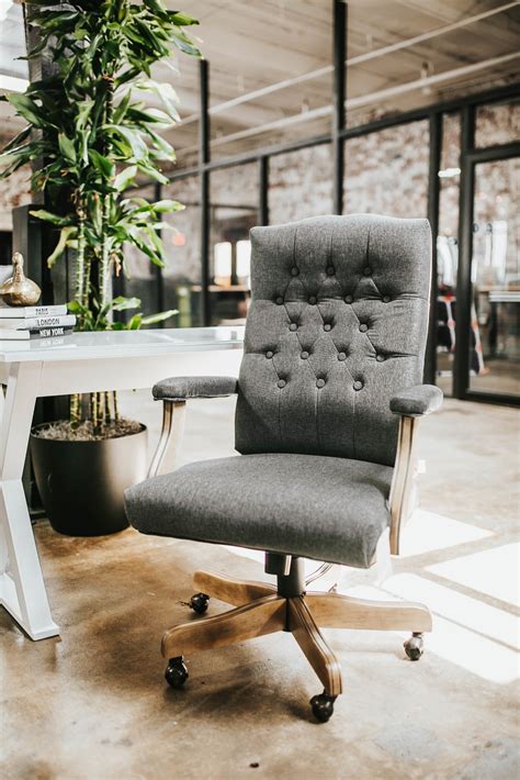 Used Furniture - Brooks Furniture