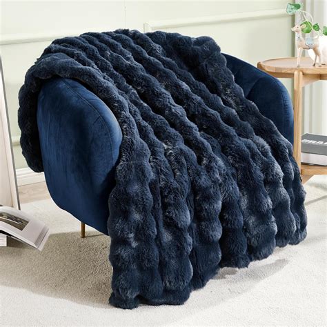 Amazon.com: JONIYEAR Soft Fuzzy Bubble Faux Rabbit Fur Throw Blanket ...