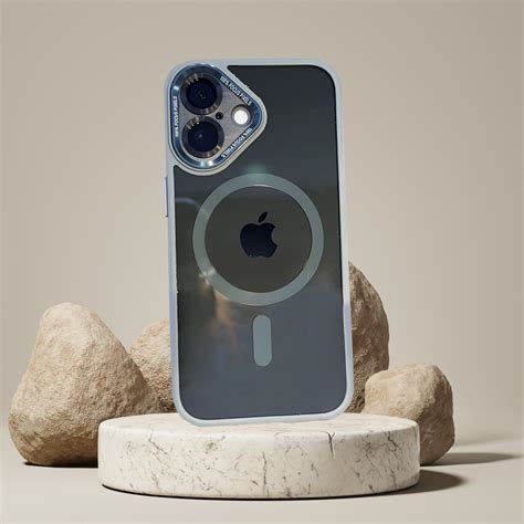 iPhone 16/16 Plus Triangle Lens Protection Case – QWERTY CASES