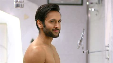 E7 - Who is Prisoner No. 401? - JioHotstar