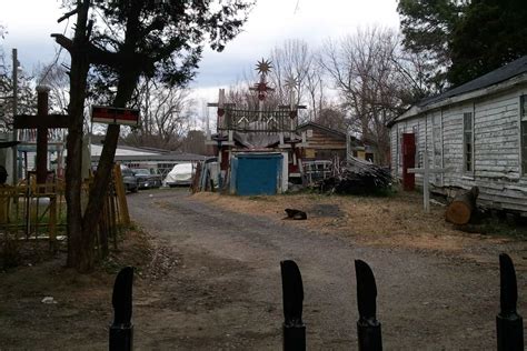 Secrets And Mysteries Of Memphis’ Voodoo Village | TouristSecrets